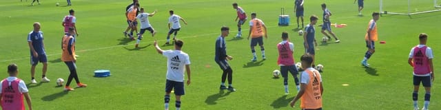 Curso de Entrenamiento en Fútbol Juvenil, Semi Profesional y Profesional