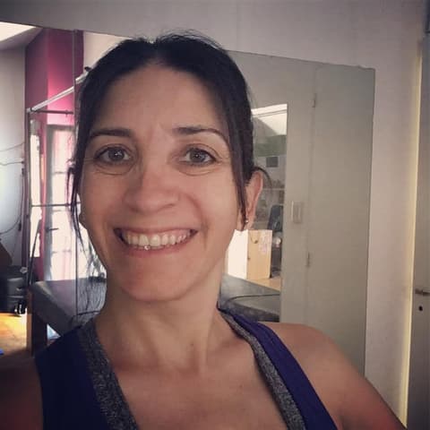 Prof. Luciana Brito