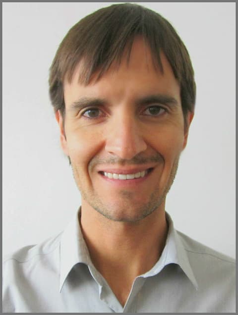 Dr. José Miota Ibarra