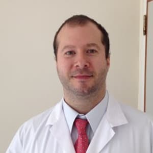 Dr. Carlos Yacuzzi