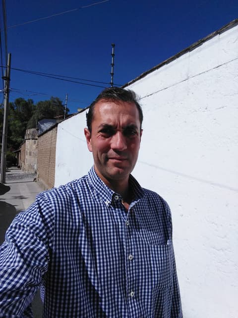Dr. Carlos Del Valle Chauvet