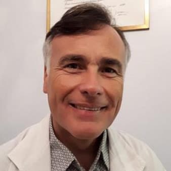 Dr. Enrique Moya