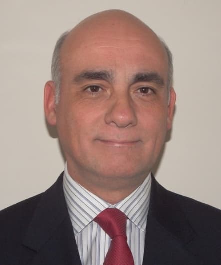 Dr. Daniel Moya