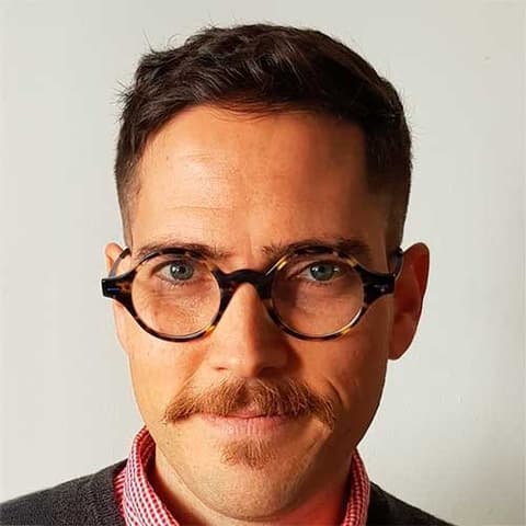 Dr. Mario García Gurrionero