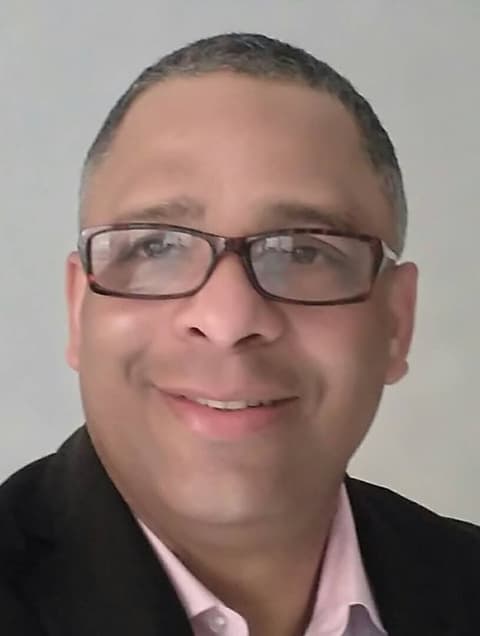 Dr. Misael Salvador González Rodríguez