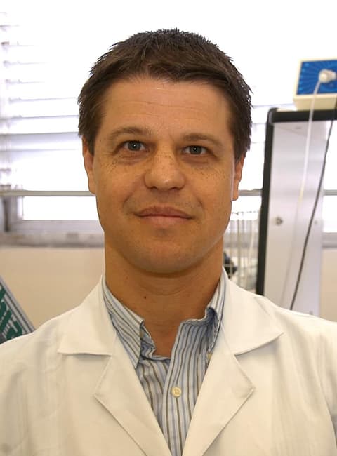 Dr. Ricardo A. Stein