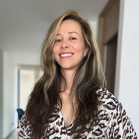 Lic. Alexandra Pérez Idárraga
