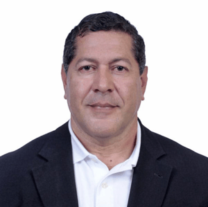 José LeonardoGonzález José LeonardoGonzález