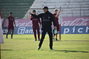 Nazareno Velez