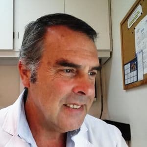 Dr. Hugo Senes