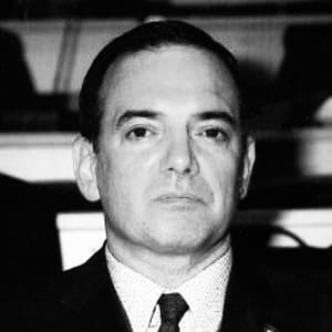 Mg. Daniel de la Cueva